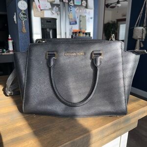 Michael Kors Black Selma Crossbody